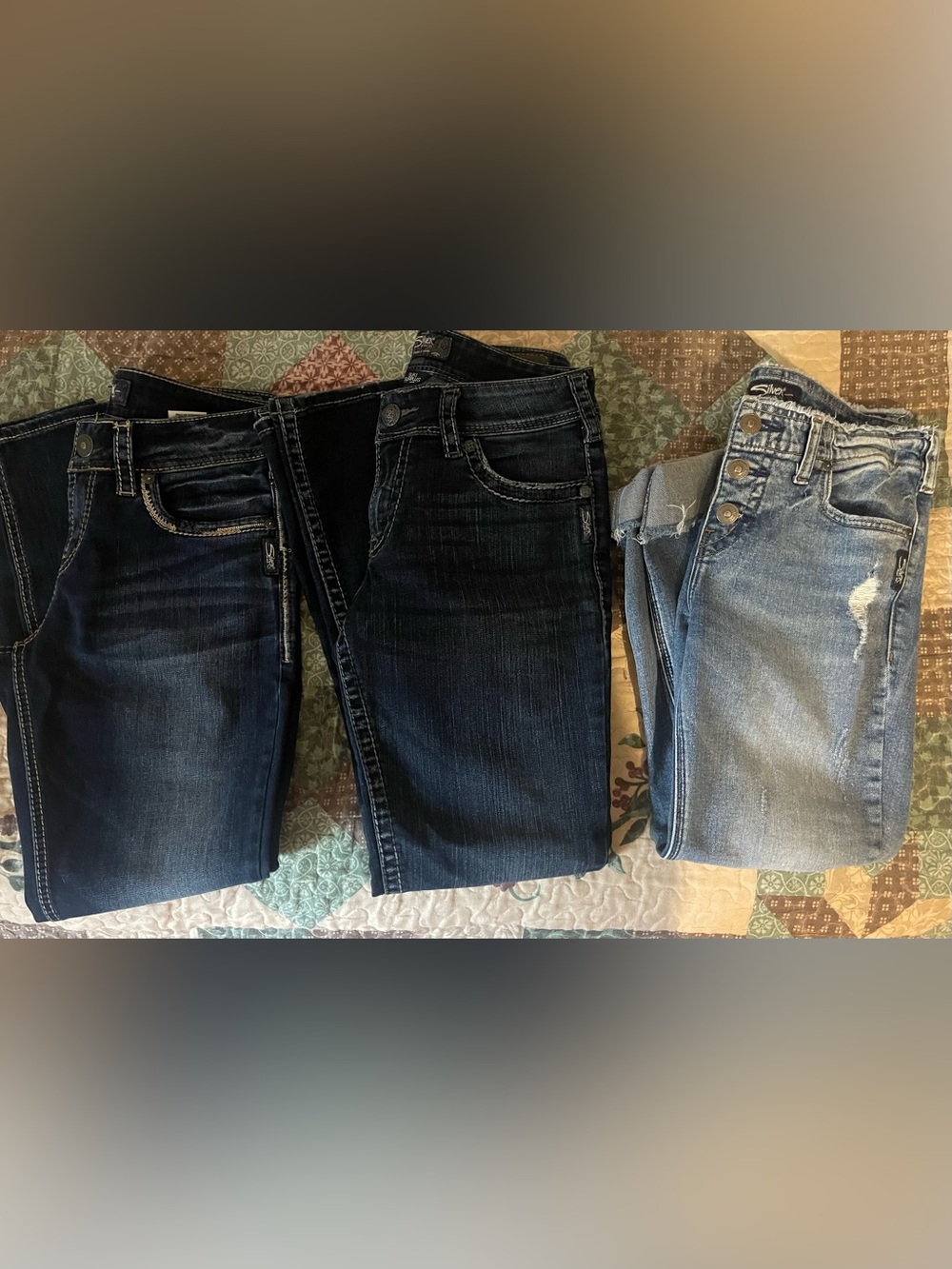 Women’s Silver Jeans and Capris 29